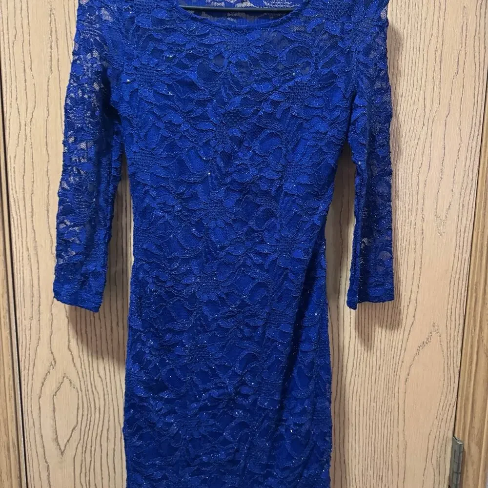 Blue sparkle dress size small ❤️